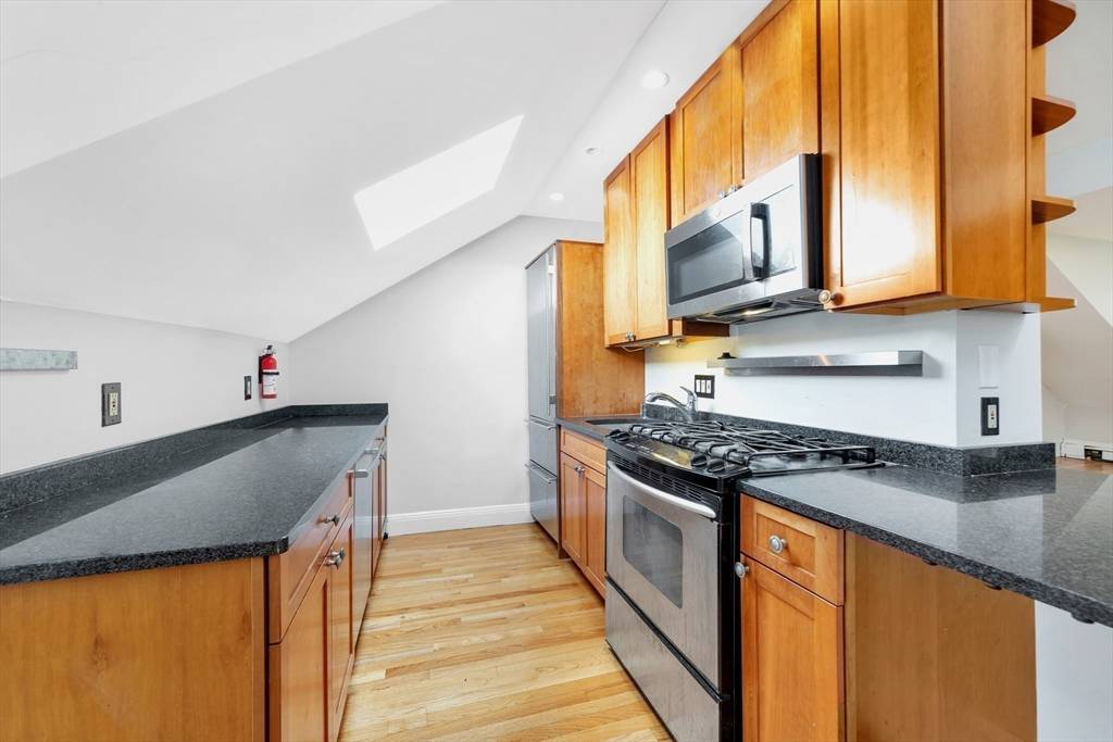 Boston, MA 02118,32 E Springfield #3