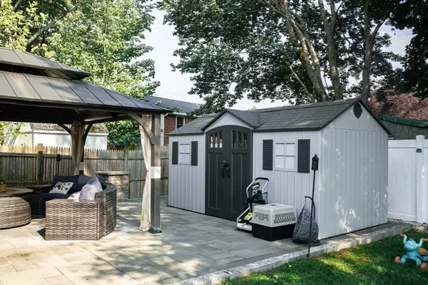 Holbrook, MA 02343,22 Hillsdale Rd.