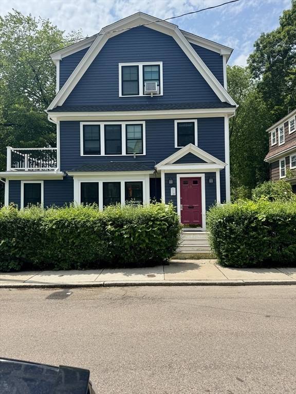 Boston, MA 02130,49 St. John Street #3