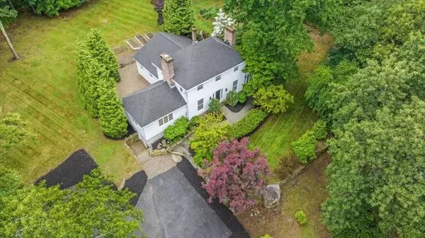 Uxbridge, MA 01569,188 N Main St