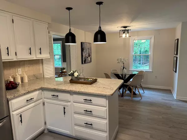 Northborough, MA 01532,216 Davis St