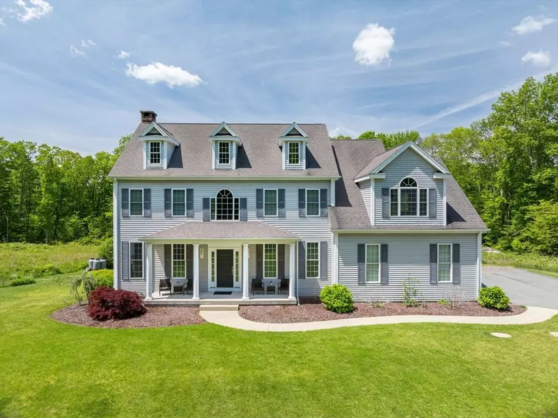 23 Spring St, Rehoboth, MA 02769