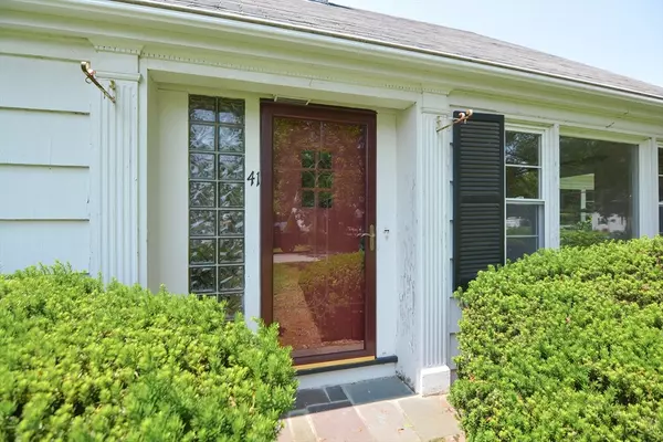 Framingham, MA 01702,41 Russell Rd