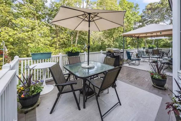 Brewster, MA 02631,43 Owl Pond Rd