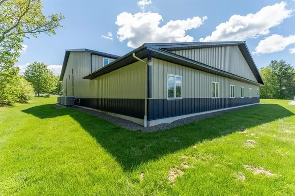 Putnam, CT 06260,51 Ridge Road
