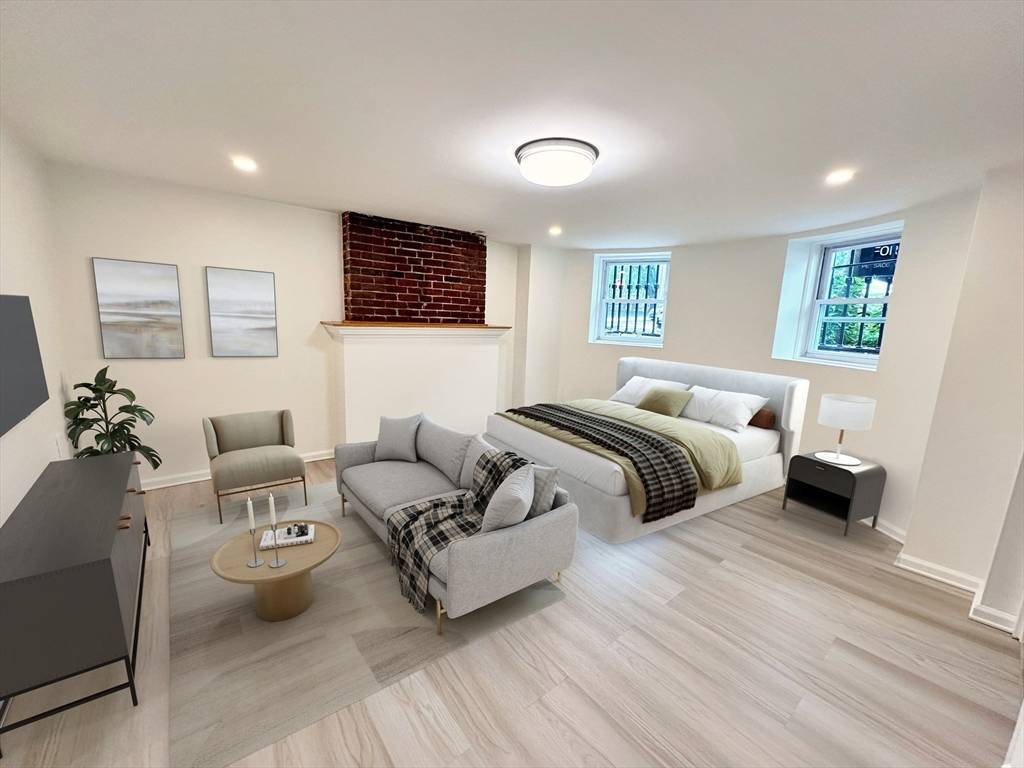 420 Sumner St #1, Boston, MA 02128