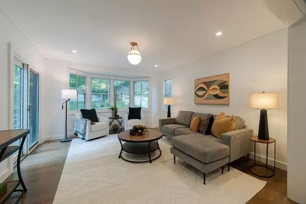 Newton, MA 02461,74 Dedham St