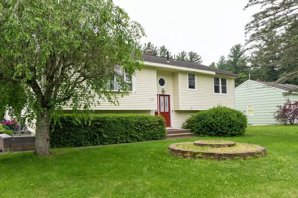 Dracut, MA 01826,126 Forest Park Rd