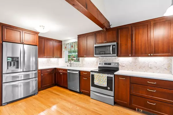 New Salem, MA 01355,219 West St