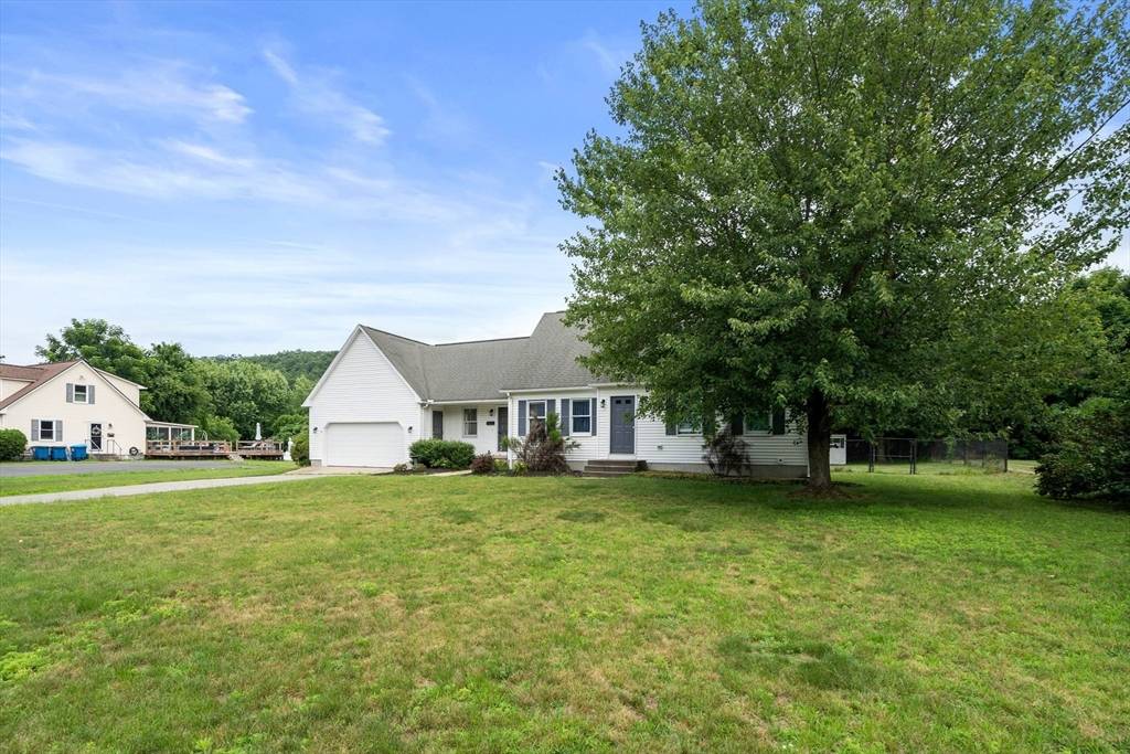 Monson, MA 01057,6 Gates St
