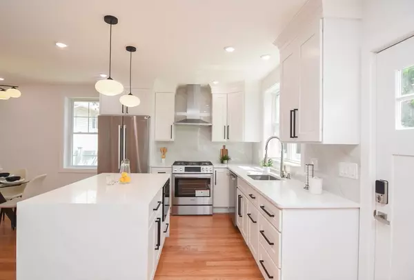 Belmont, MA 02478,73B Trowbridge St #73B
