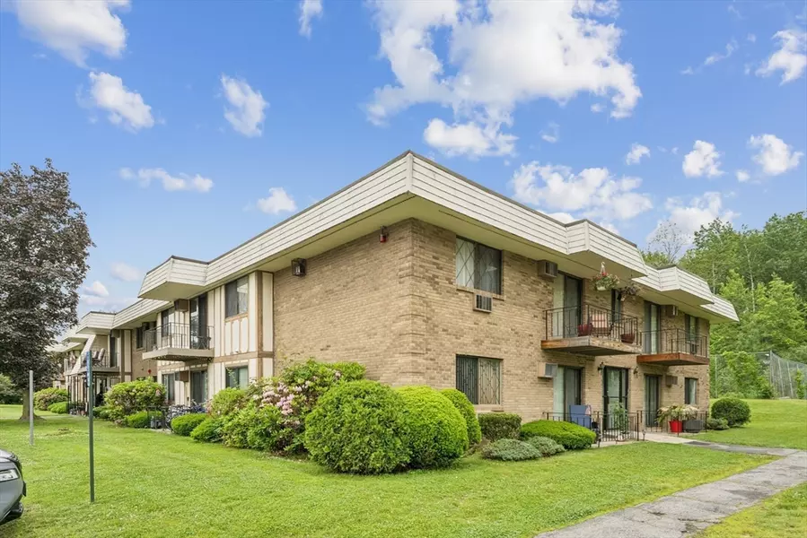 395 Merrimack St #35, Methuen, MA 01844
