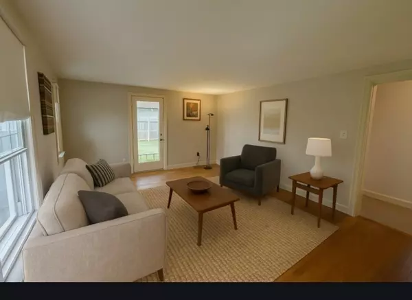 Springfield, MA 01118,270 Cambria Street