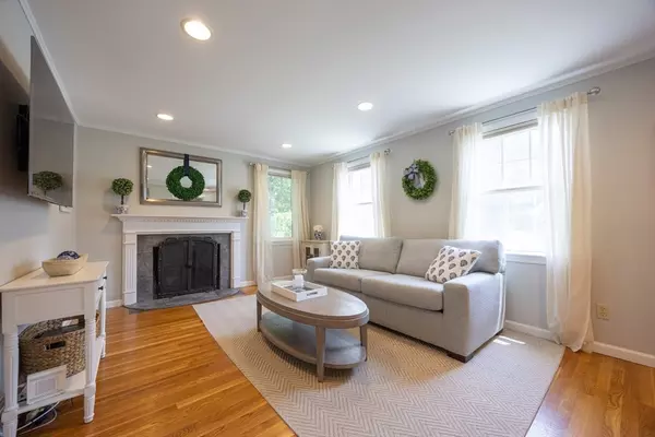 Walpole, MA 02081,68 Smith Ave