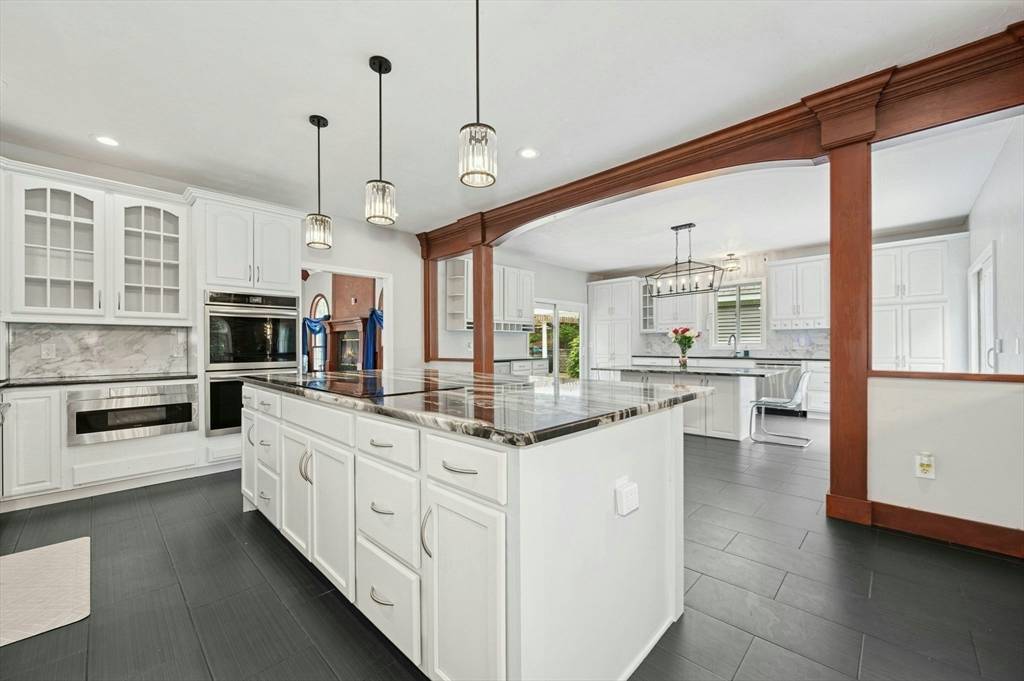 Auburn, MA 01501,19 Elizabeth Drive