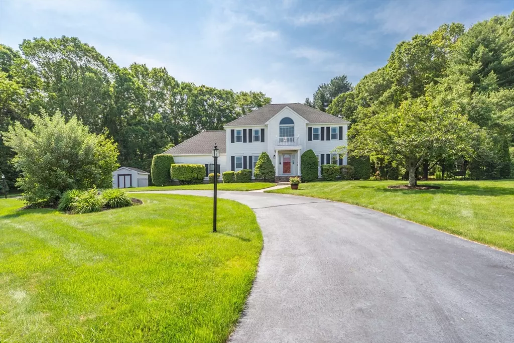 Stoughton, MA 02072,113 Sparrow Rd