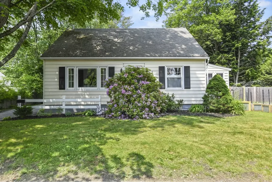11 Leslie Drive, Pittsfield, MA 01201