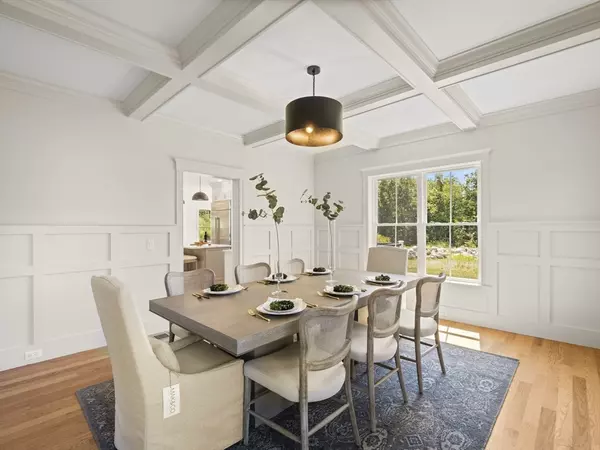 Andover, MA 01810,4 Weeping Willow Drive