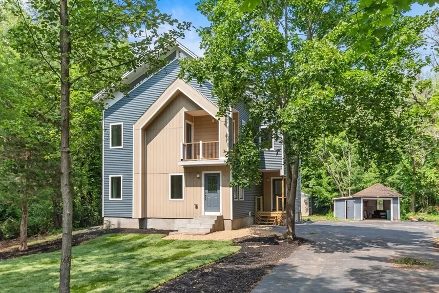 174 Gilbert St, Mansfield, MA 02048