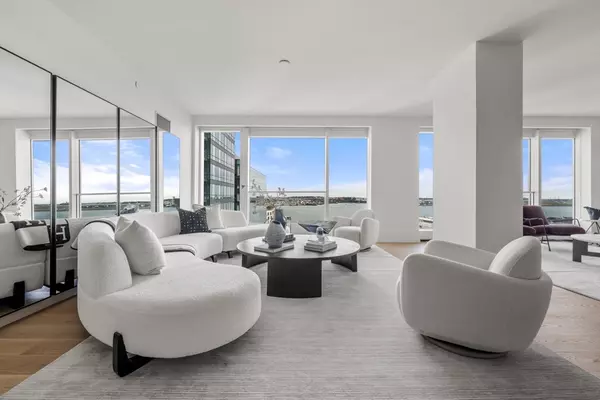 150 Seaport Boulevard #15CD, Boston, MA 02210