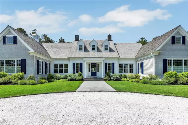 Mashpee, MA 02649,10 Herring Gull Rd