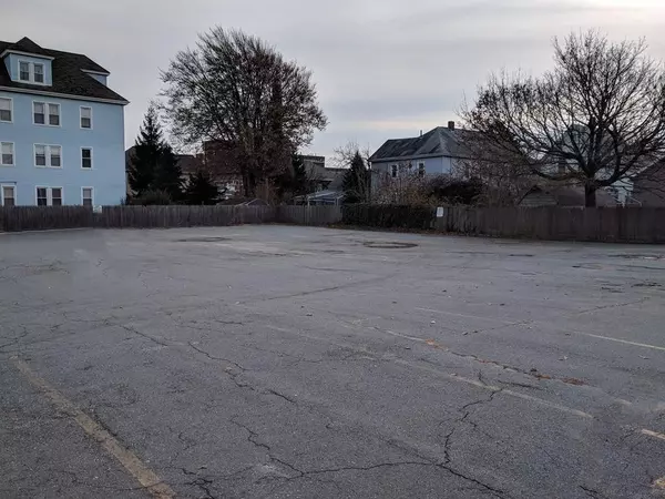 New Bedford, MA 02740,52-54 Brigham Street