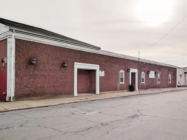 New Bedford, MA 02740,52-54 Brigham Street