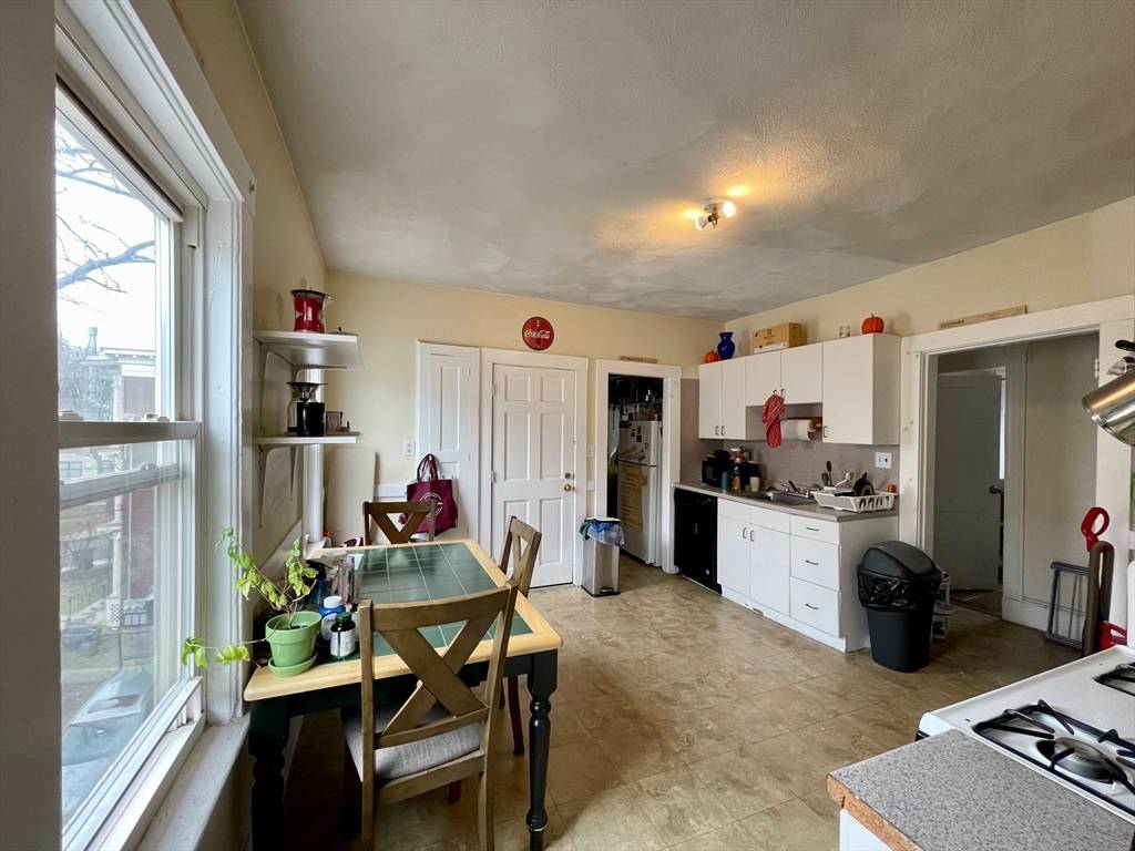 Boston, MA 02135,97 Kilsyth Rd #3A