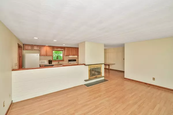 Framingham, MA 01701,2 Catherine Rd