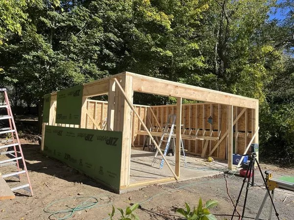 Groveland, MA 01834,358 Main