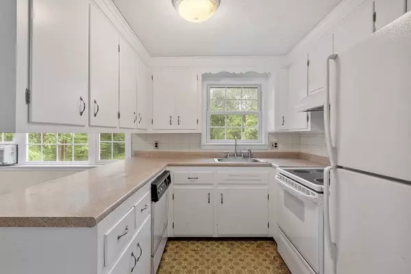 Pepperell, MA 01463,66 Park St