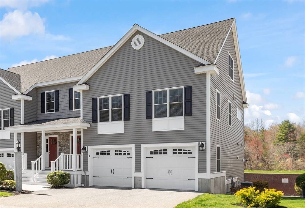7 Commodore Way #0, Westford, MA 01886