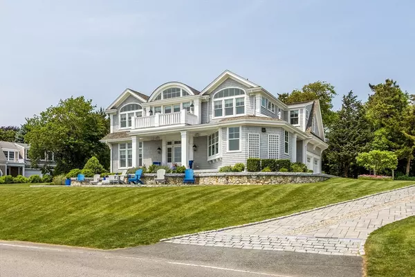 Chatham, MA 02633,12 Pond Street