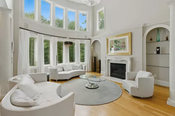 North Andover, MA 01845,65 Saile Way