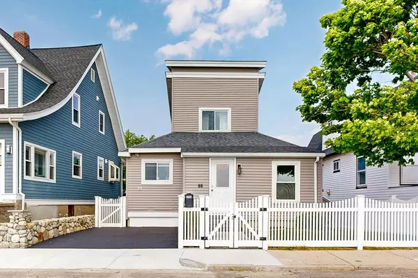 88 Grand View Ave, Winthrop, MA 02152