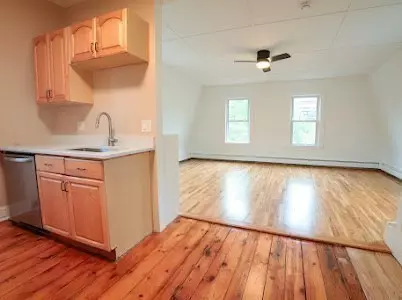 Natick, MA 01760,52 N Main Street ##6