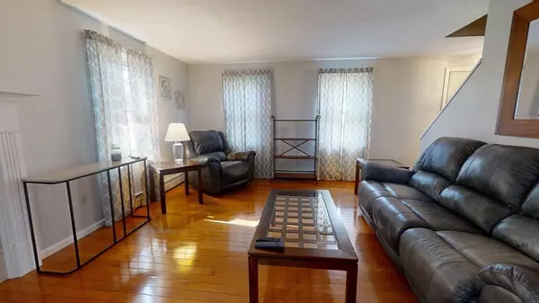 Haverhill, MA 01830,11 Solitaire Drive