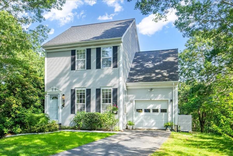 23 Farrington Street, Foxboro, MA 02035