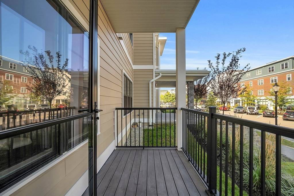 Dover, NH 03820,55 Pointe Place #103