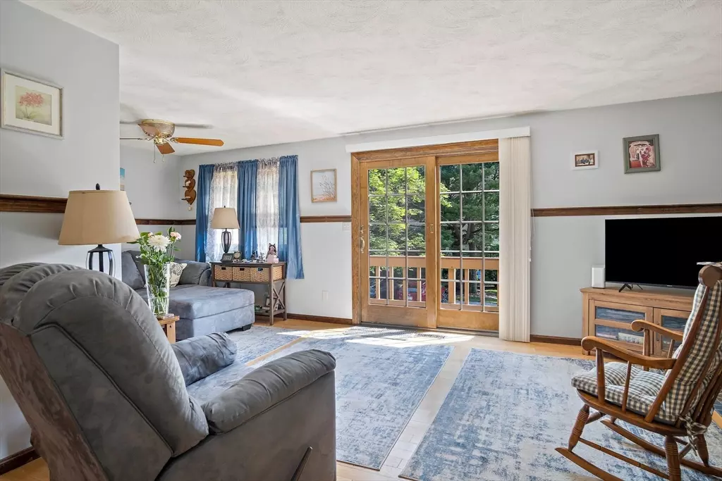 Tewksbury, MA 01876,109 Apache Way #109