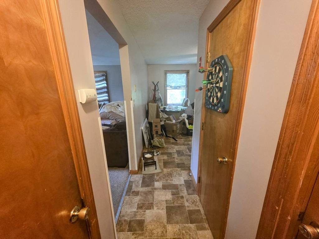 Ludlow, MA 01056,209-211 Ventura St