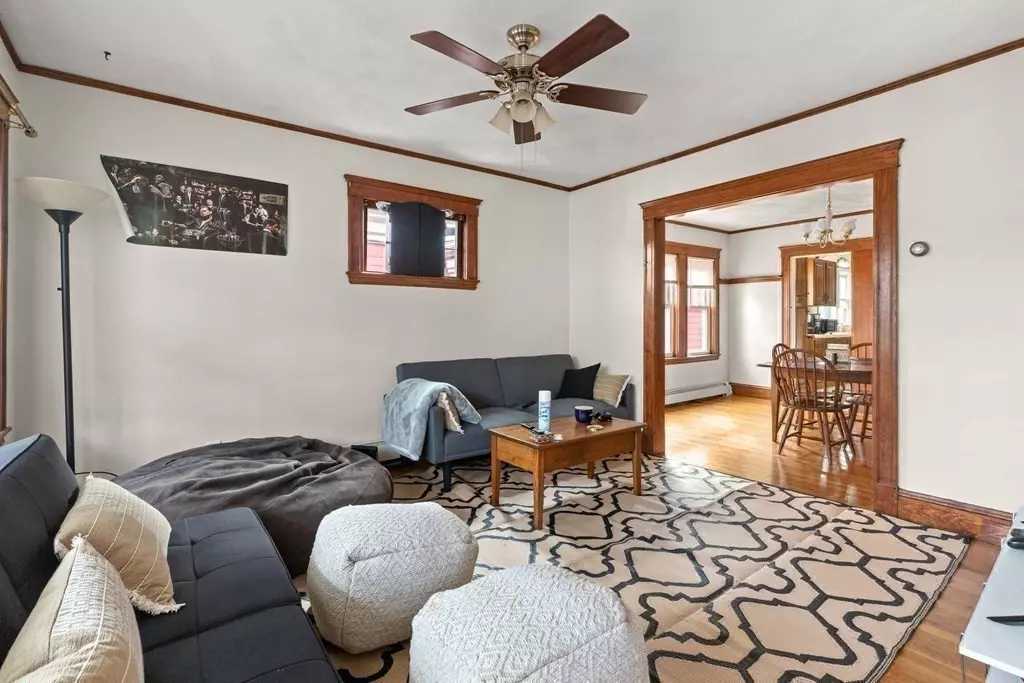 Somerville, MA 02145,51 Sargent Ave #2