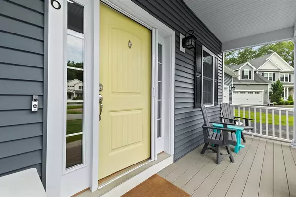Seekonk, MA 02771,6 Jacoby Way