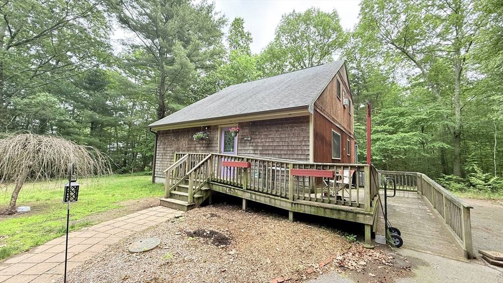 1755 Maple St, Dighton, MA 02764