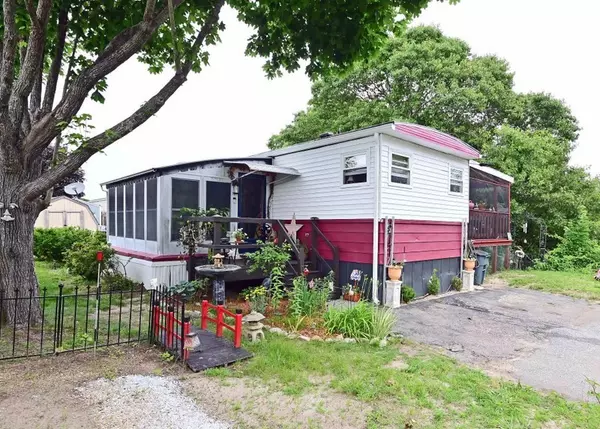 16 Francis Street, Wareham, MA 02538