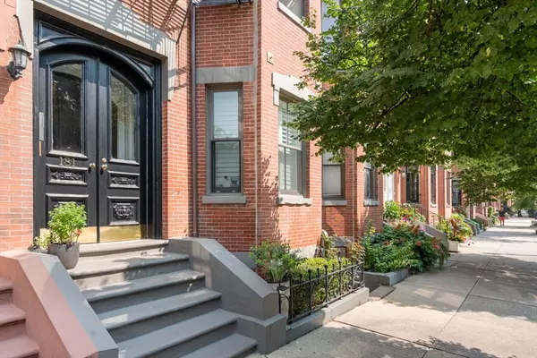 181 Warren Avenue #2, Boston, MA 02116