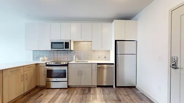 Boston, MA 02135,180 Telford Street #509