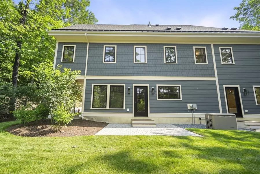 145 Warren St #4, Newton, MA 02459
