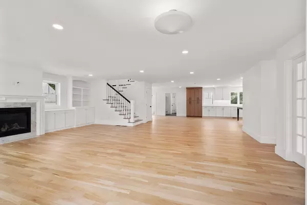 Newburyport, MA 01950,14 Norman Ave