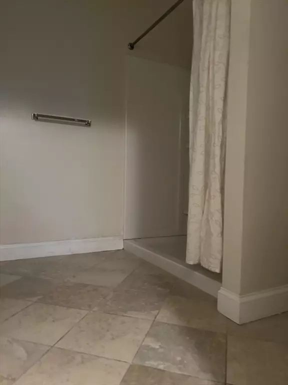 Cambridge, MA 02140,318 Rindge Ave #203